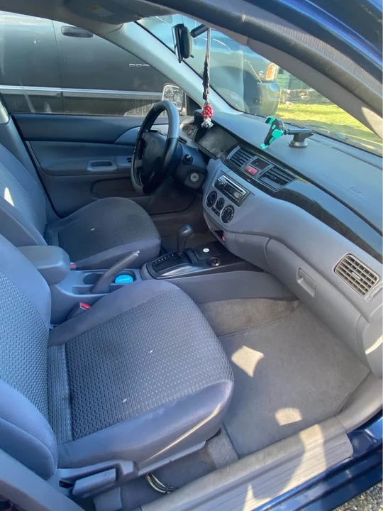 2002 Mitsubishi Lancer 8th Gen - Image 5 of 13