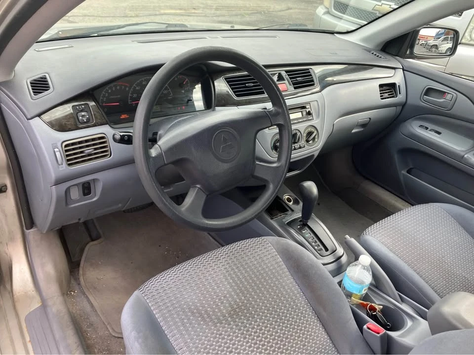 2002 Mitsubishi Lancer 8th Gen - Image 4 of 6