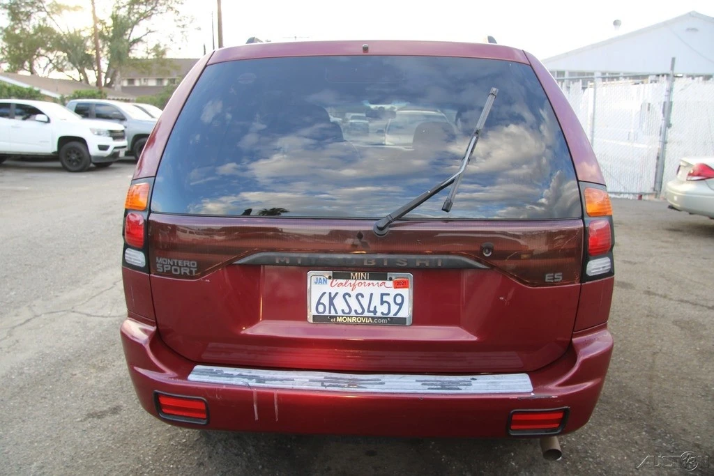 2002 Mitsubishi Pajero/Montero 3rd Gen - Image 5 of 21