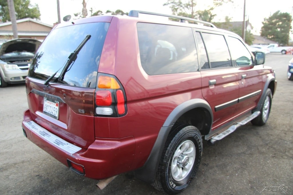 2002 Mitsubishi Pajero/Montero 3rd Gen - Image 6 of 21