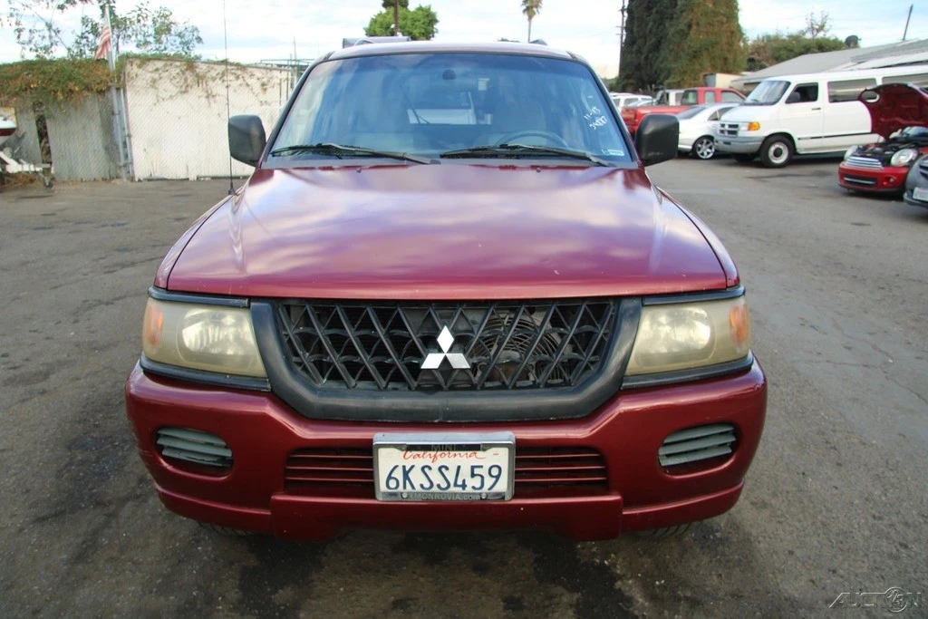 2002 Mitsubishi Pajero/Montero 3rd Gen - Image 9 of 21