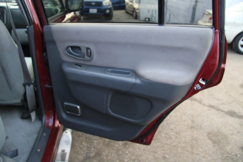 2002 Mitsubishi Pajero/Montero 3rd Gen - Image 20 of 21