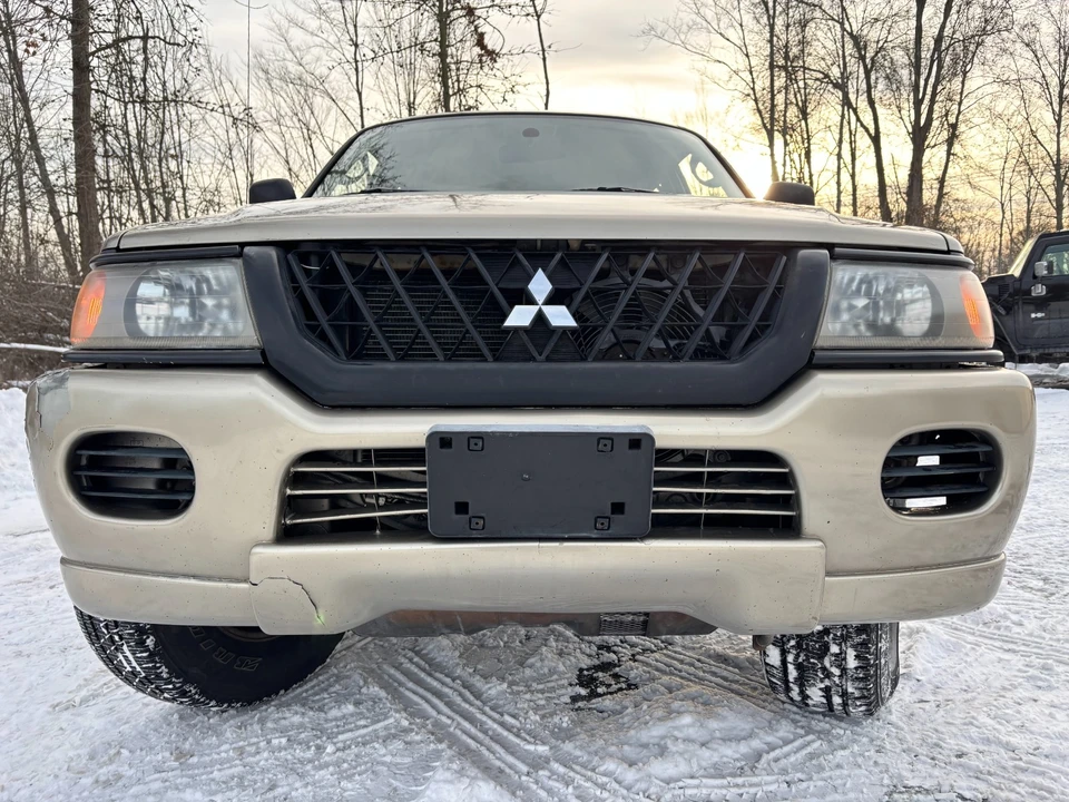 2002 Mitsubishi Pajero/Montero 3rd Gen - Image 16 of 21