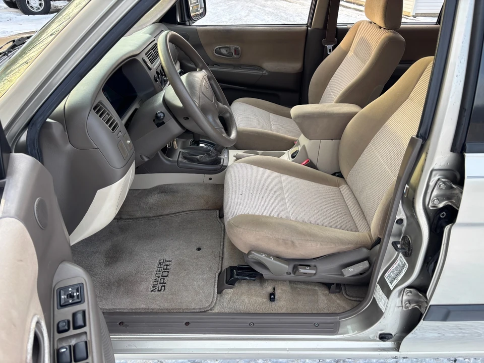 2002 Mitsubishi Pajero/Montero 3rd Gen - Image 19 of 21