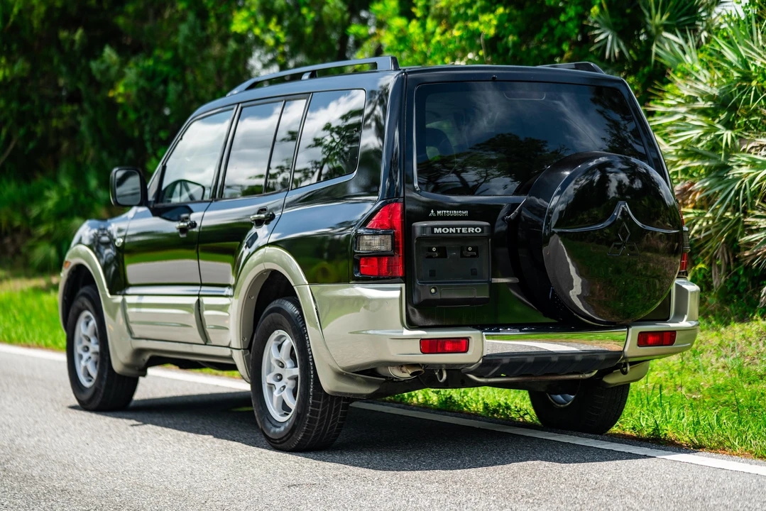 2002 Mitsubishi Pajero/Montero 3rd Gen - Image 16 of 31