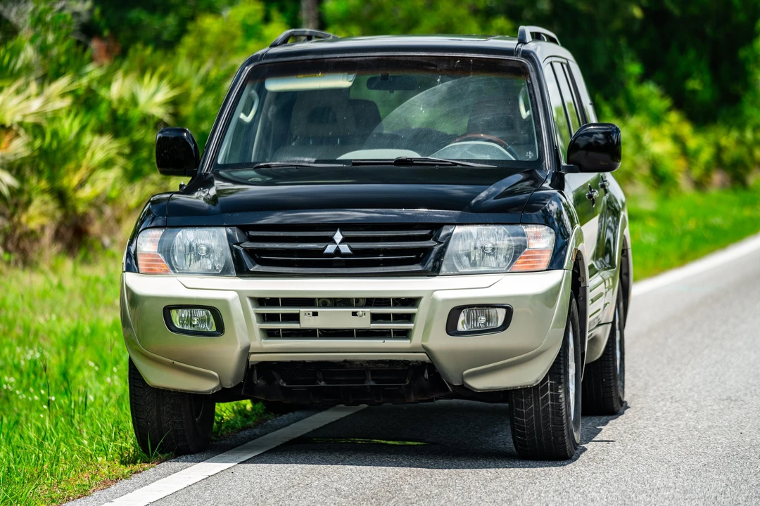 2002 Mitsubishi Pajero/Montero 3rd Gen - Image 7 of 31