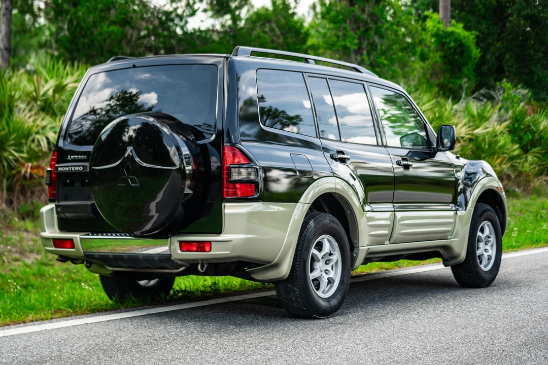 2002 Mitsubishi Pajero/Montero 3rd Gen - Image 21 of 31