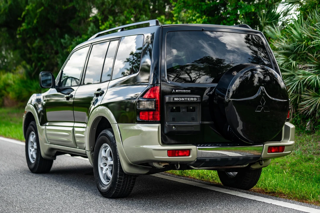 2002 Mitsubishi Pajero/Montero 3rd Gen - Image 4 of 31