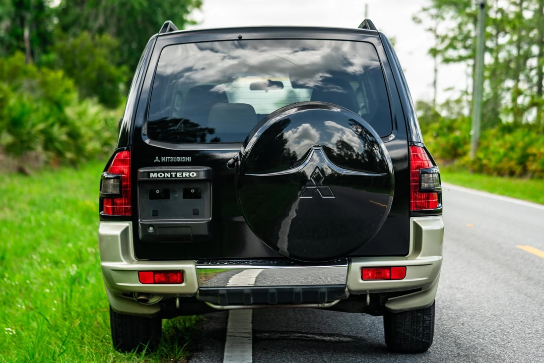 2002 Mitsubishi Pajero/Montero 3rd Gen - Image 5 of 31