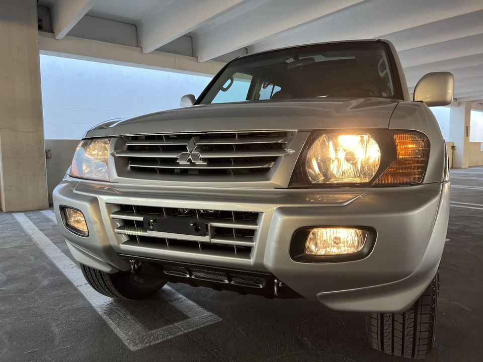 2002 Mitsubishi Pajero/Montero 3rd Gen - Image 17 of 31