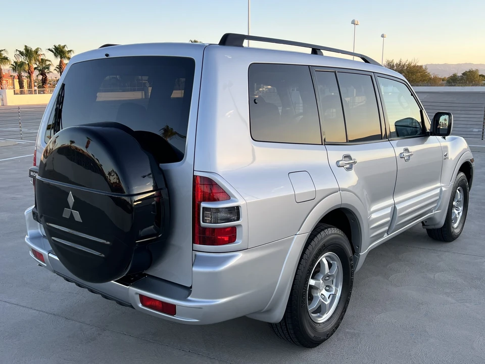 2002 Mitsubishi Pajero/Montero 3rd Gen - Image 8 of 31