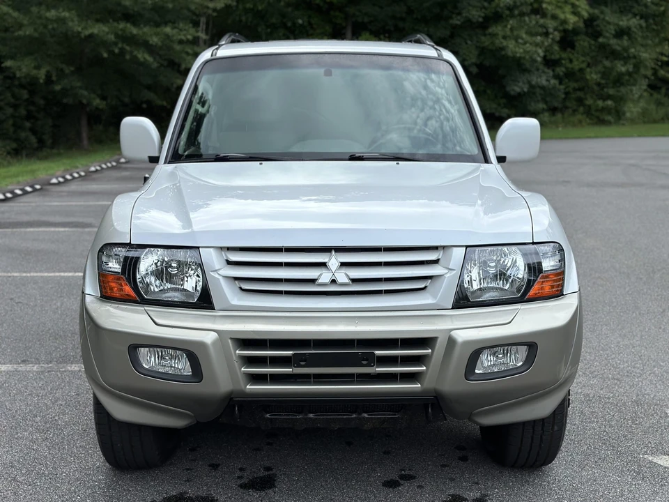 2002 Mitsubishi Pajero/Montero 3rd Gen - Image 9 of 31