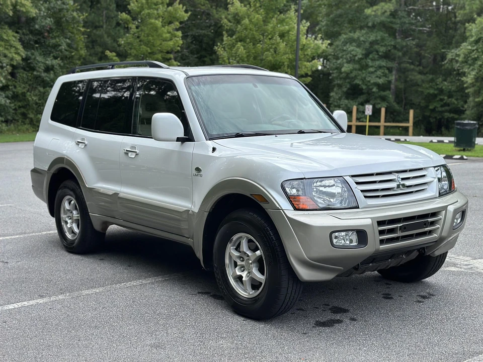 2002 Mitsubishi Pajero/Montero 3rd Gen - Image 8 of 31