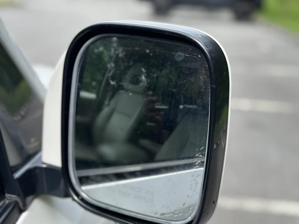2002 Mitsubishi Pajero/Montero 3rd Gen - Image 13 of 31