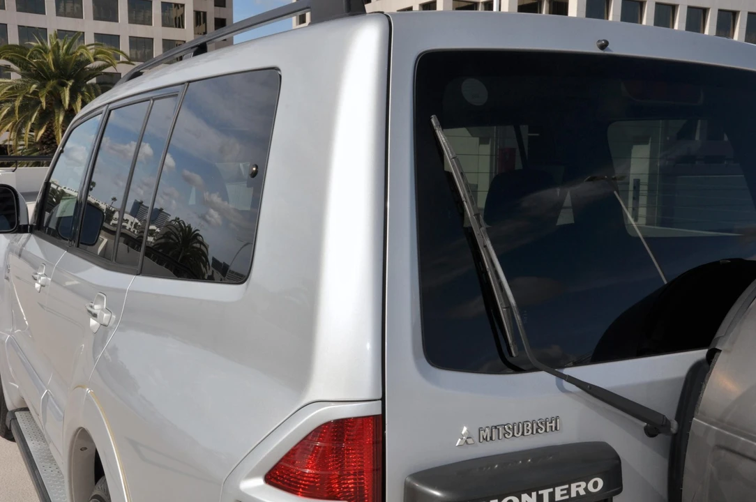 2002 Mitsubishi Pajero/Montero 3rd Gen - Image 31 of 31