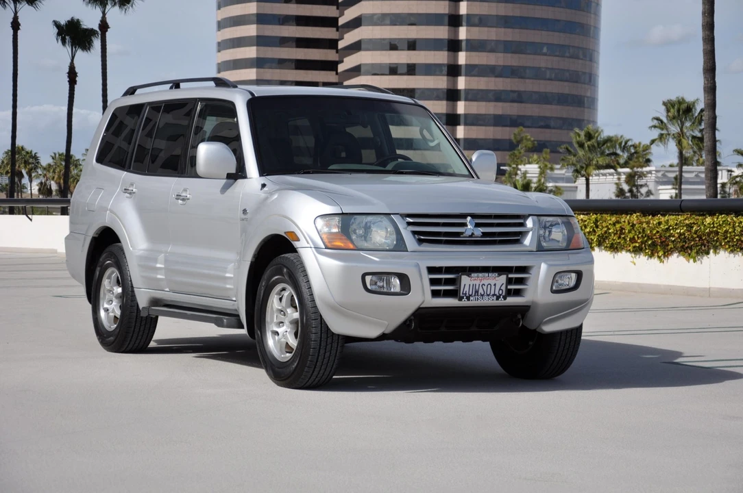 2002 Mitsubishi Pajero/Montero 3rd Gen - Image 18 of 31