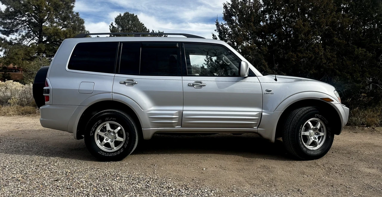2002 Mitsubishi Pajero/Montero 3rd Gen - Image 7 of 31