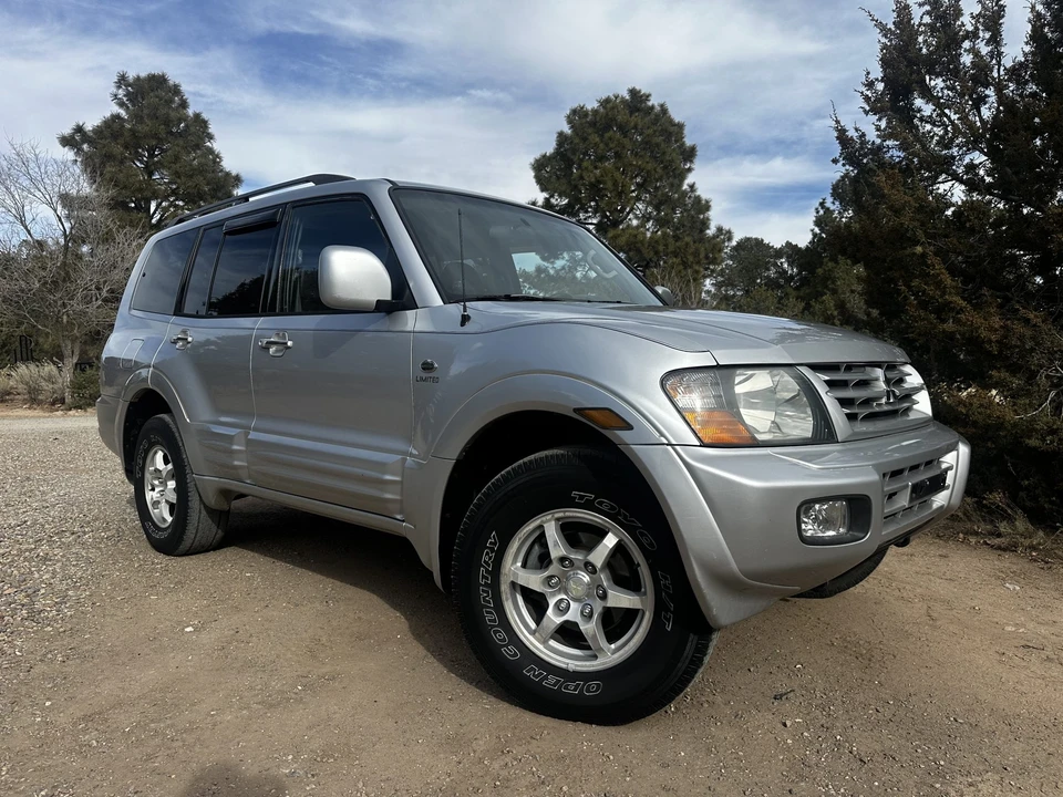 2002 Mitsubishi Pajero/Montero 3rd Gen - Image 6 of 31