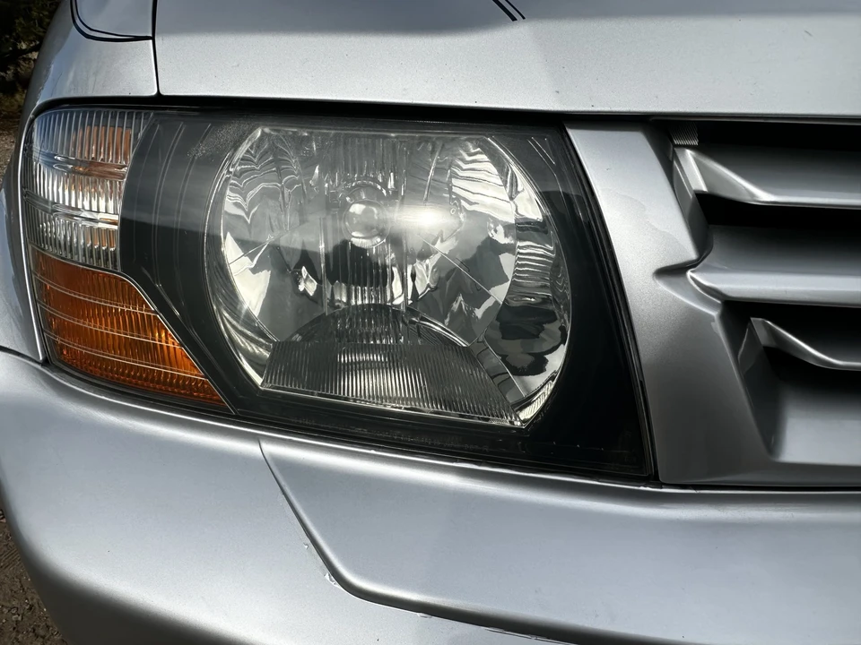 2002 Mitsubishi Pajero/Montero 3rd Gen - Image 11 of 31