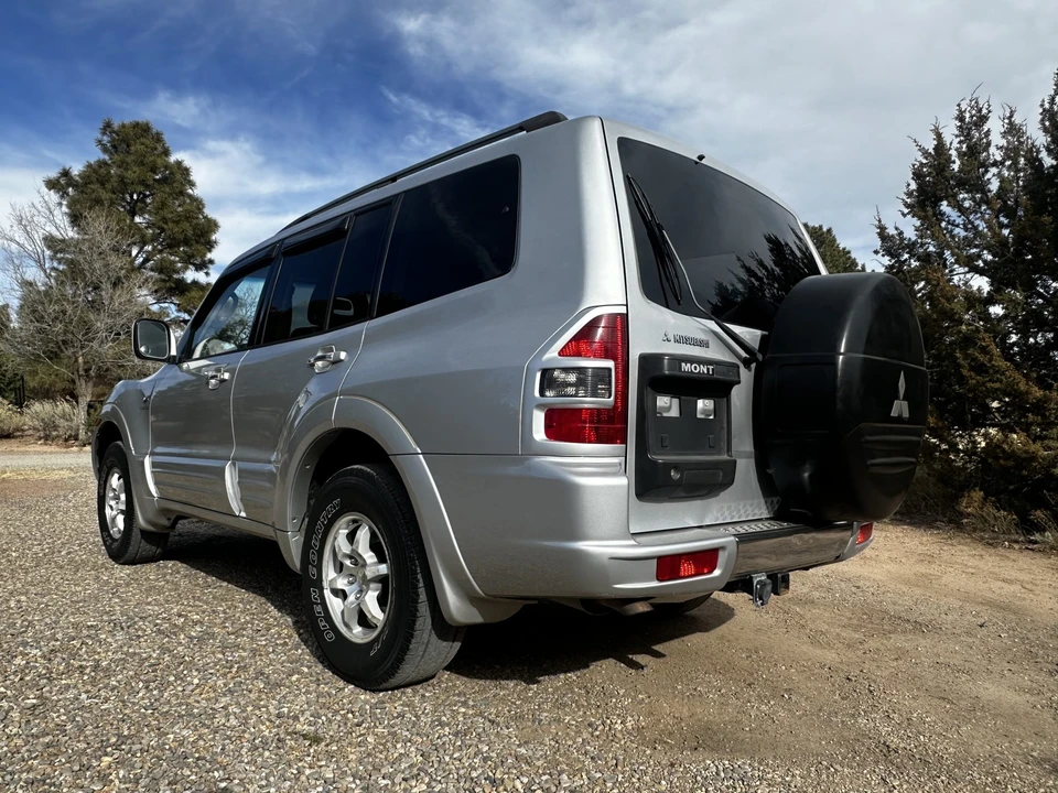 2002 Mitsubishi Pajero/Montero 3rd Gen - Image 9 of 31