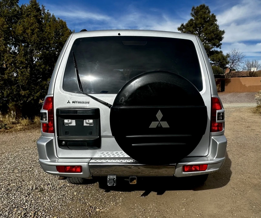 2002 Mitsubishi Pajero/Montero 3rd Gen - Image 8 of 31