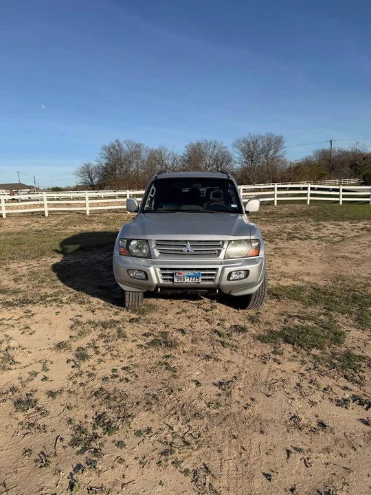 2002 Mitsubishi Pajero/Montero 3rd Gen - Image 2 of 19