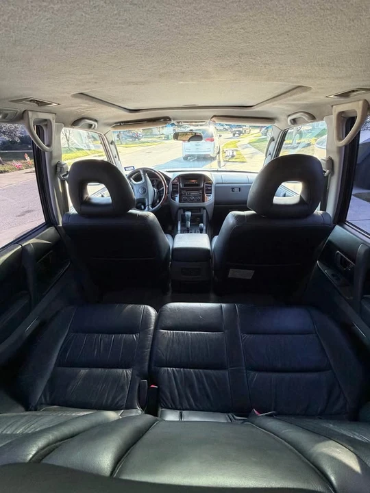 2002 Mitsubishi Pajero/Montero 3rd Gen - Image 13 of 19