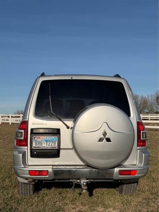2002 Mitsubishi Pajero/Montero 3rd Gen - Image 4 of 19