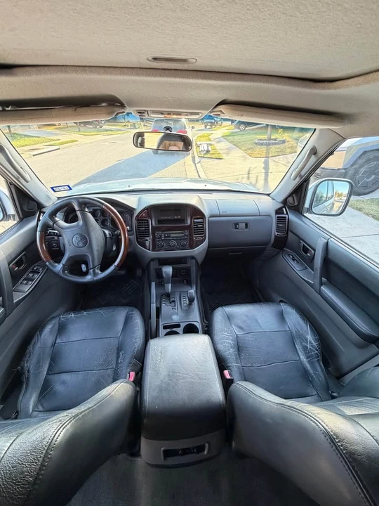 2002 Mitsubishi Pajero/Montero 3rd Gen - Image 14 of 19