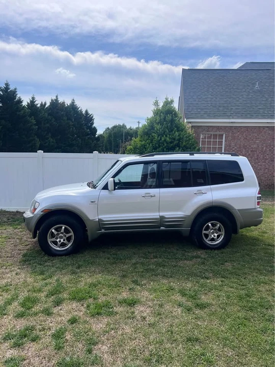 2002 Mitsubishi Pajero/Montero - Image 2 of 8
