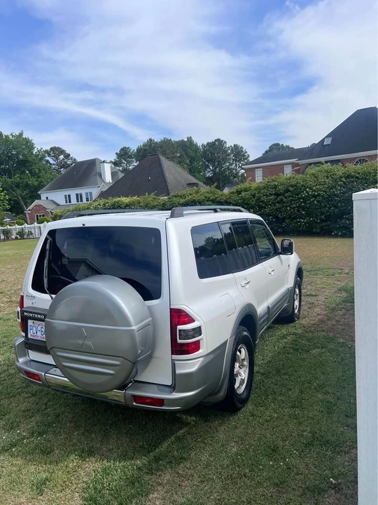 2002 Mitsubishi Pajero/Montero - Image 4 of 8