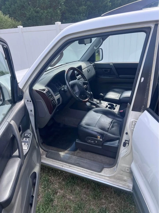 2002 Mitsubishi Pajero/Montero - Image 6 of 8