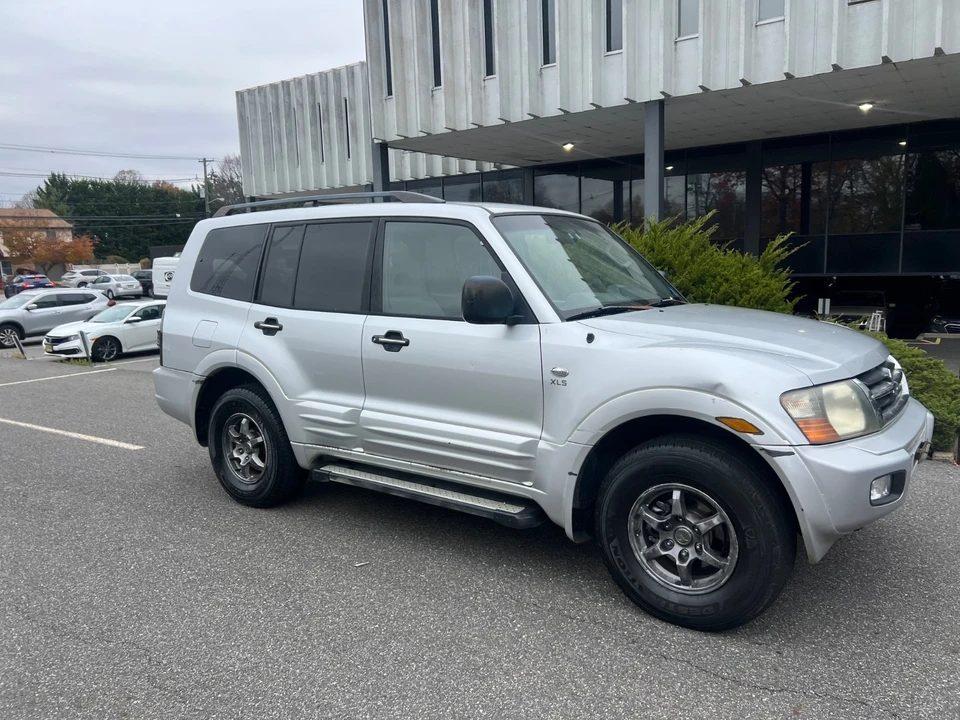 2002 Mitsubishi Pajero/Montero 3rd Gen - Image 5 of 21