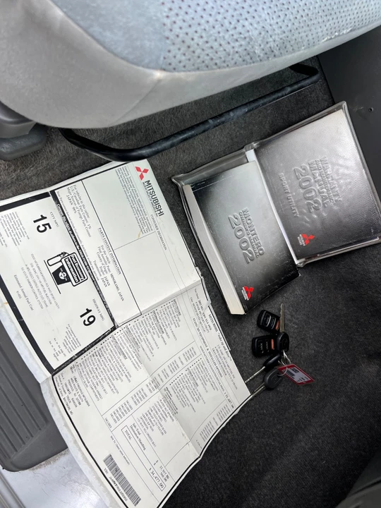 2002 Mitsubishi Pajero/Montero 3rd Gen - Image 10 of 21
