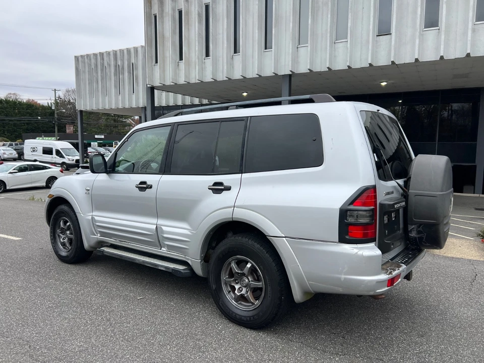 2002 Mitsubishi Pajero/Montero 3rd Gen - Image 3 of 21