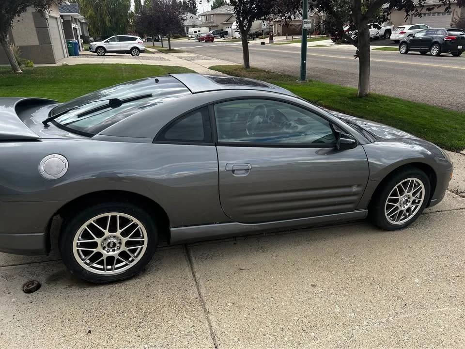 2002 Mitsubishi Eclipse 3rd Gen - Image 2 of 9