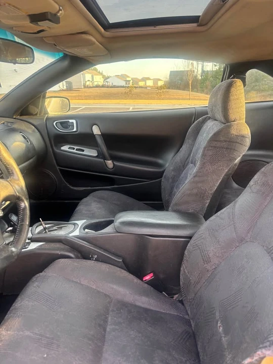 2002 Mitsubishi Eclipse 3rd Gen - Image 16 of 19