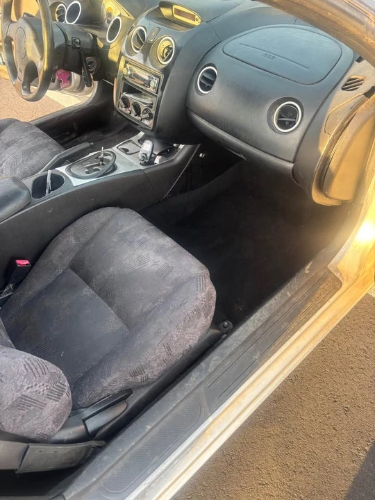 2002 Mitsubishi Eclipse 3rd Gen - Image 10 of 19