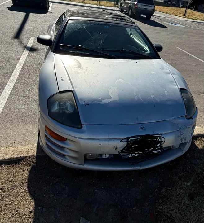 2002 Mitsubishi Eclipse 3rd Gen - Image 2 of 4