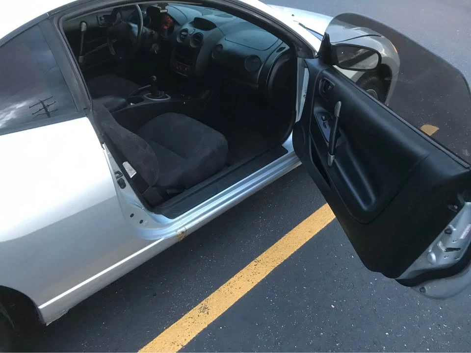 2002 Mitsubishi Eclipse 3rd Gen - Image 4 of 7