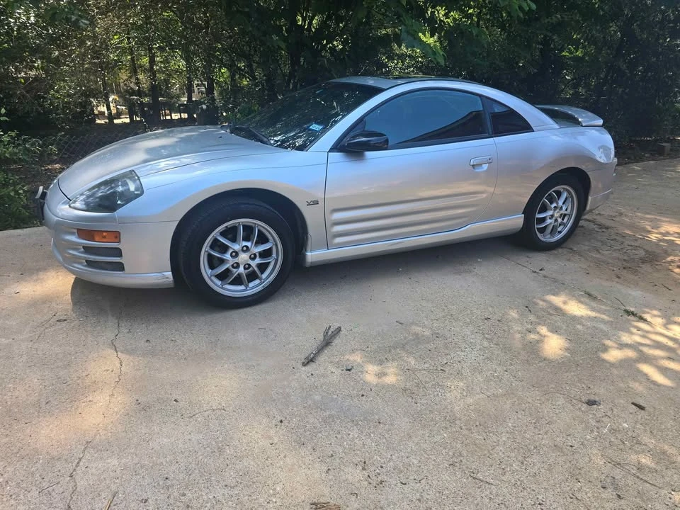 2002 Mitsubishi Eclipse 3rd Gen - Image 4 of 10