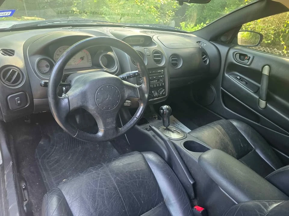 2002 Mitsubishi Eclipse 3rd Gen - Image 9 of 10