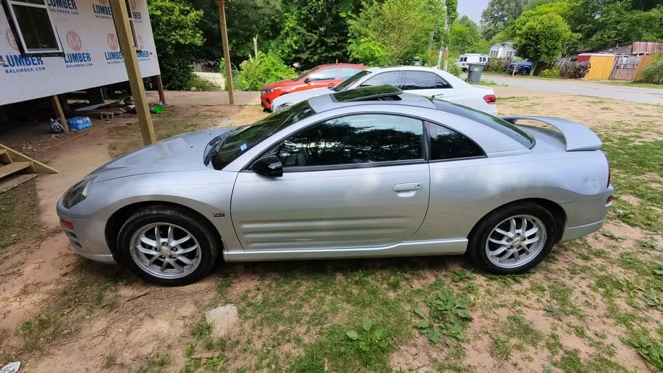 2002 Mitsubishi Eclipse 3rd Gen - Image 2 of 10