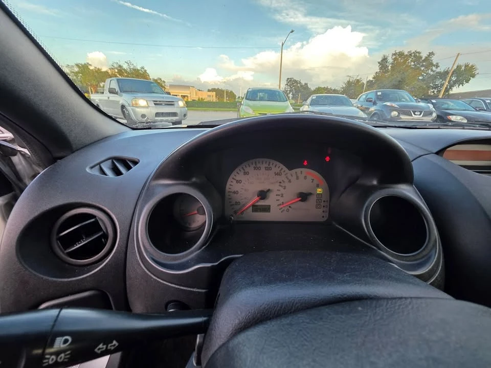 2002 Mitsubishi Eclipse 3rd Gen - Image 9 of 20