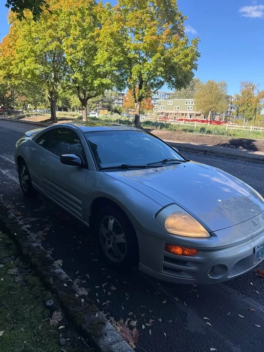2002 Mitsubishi Eclipse 3rd Gen - Image 3 of 8