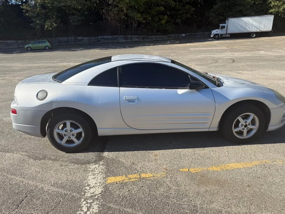 2002 Mitsubishi Eclipse 3rd Gen - Image 3 of 6