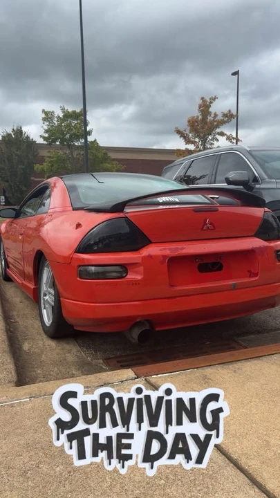 2002 Mitsubishi Eclipse 3rd Gen - Image 2 of 2