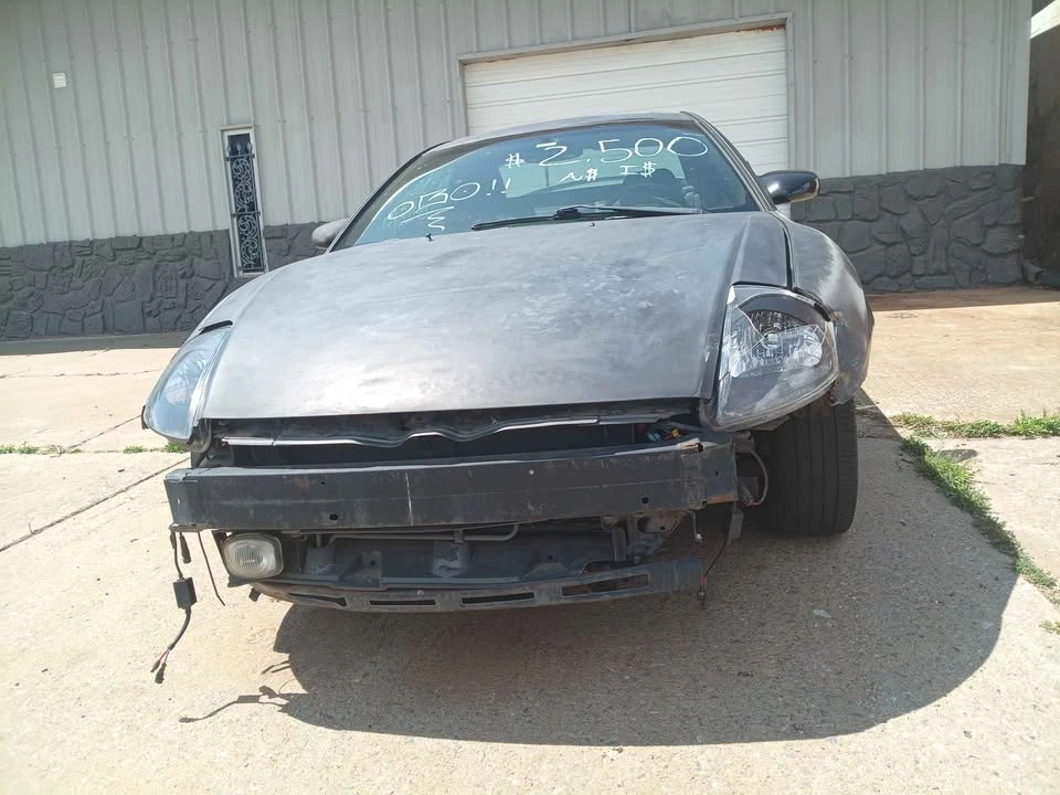 2002 Mitsubishi Eclipse 3rd Gen - Image 2 of 5