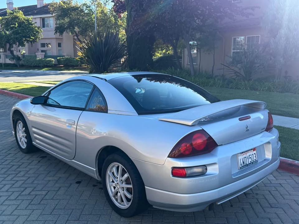 2002 Mitsubishi Eclipse 3rd Gen - Image 4 of 6