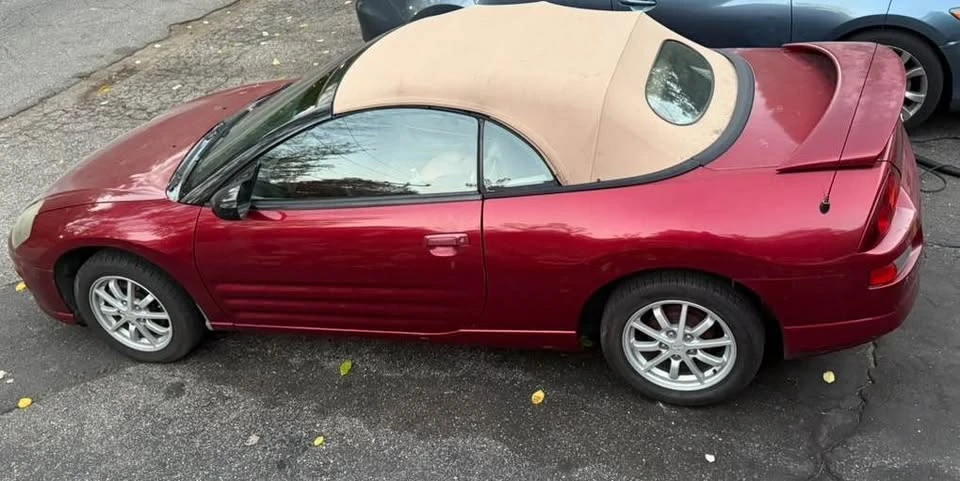 2002 Mitsubishi Eclipse 3rd Gen - Image 9 of 9